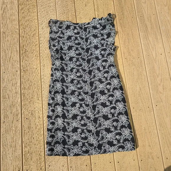 Ann Taylor Dress Size 10P - Picture 2 of 3